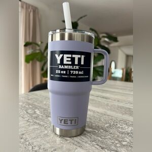 Yeti bottle never used. 739 ml lavender